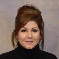 Headshot of Rosa Amicarelli